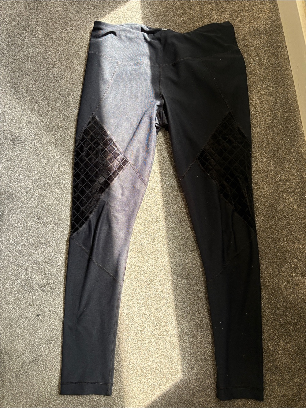 High-Waist Black Quilted Detail Leggings